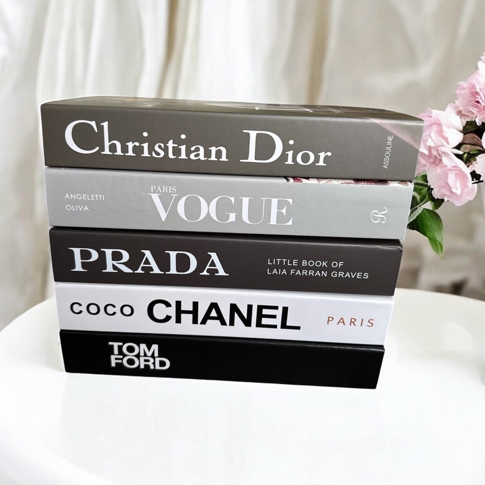Designer coffee table decorative fake books set of 5 assembly required NEW